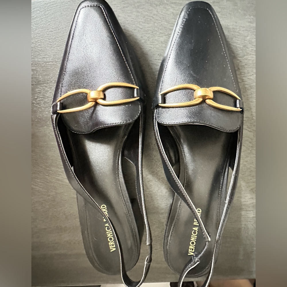 🆕 NEW w/o box Veronica Beard Cassie Sz 8.5Black Leather Loafers with Gold Accent